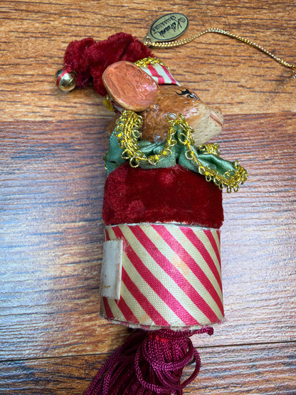 Wayne Kleski "Katherine's Collection" Mouse Ornament