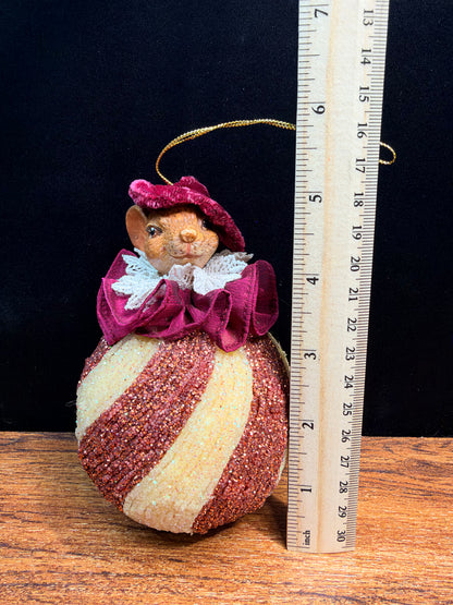 Wayne Kleski "Katherine's Collection" Mouse Ornament