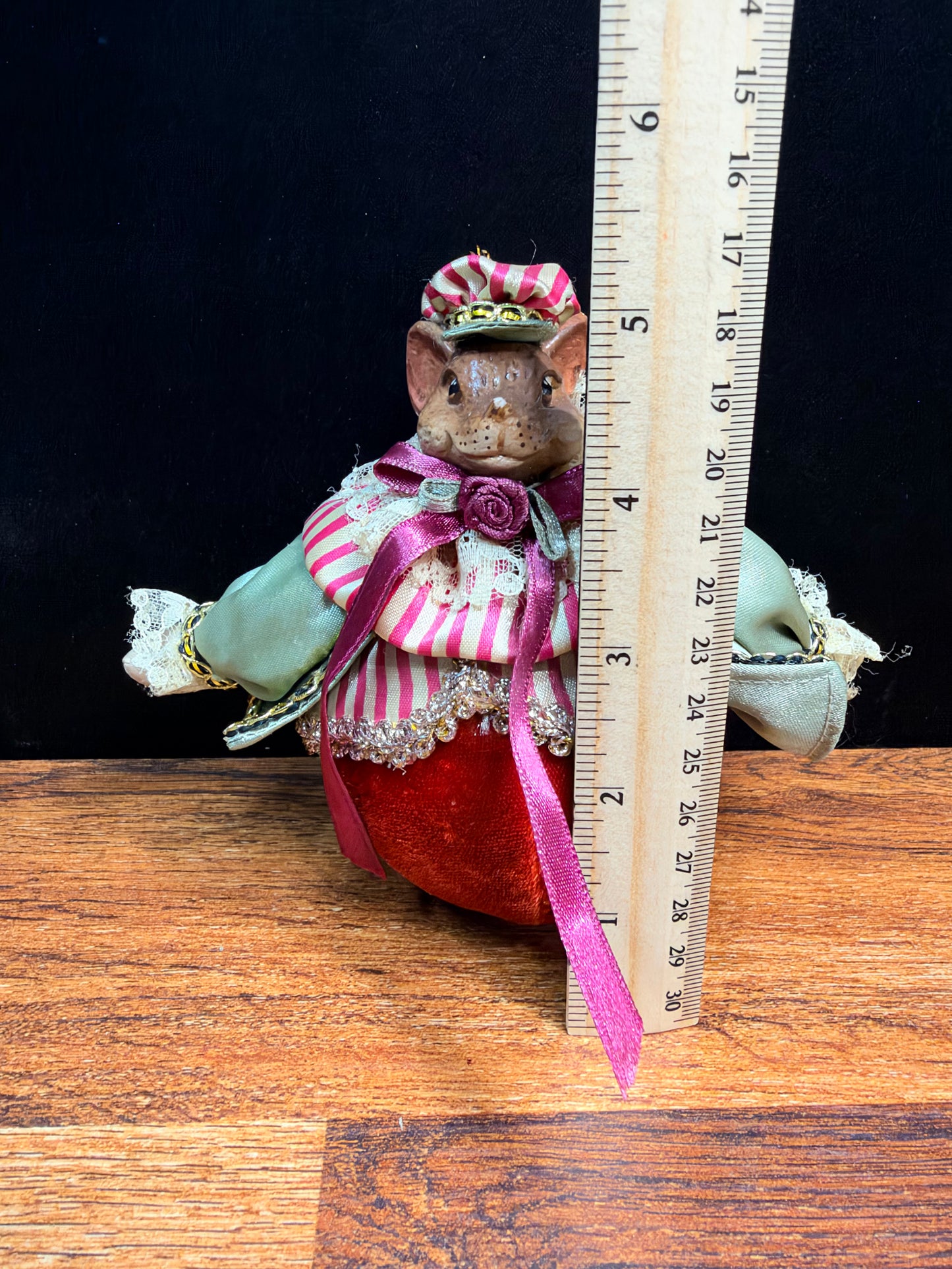Wayne Kleski "Katherine's Collection" Mouse Ornament