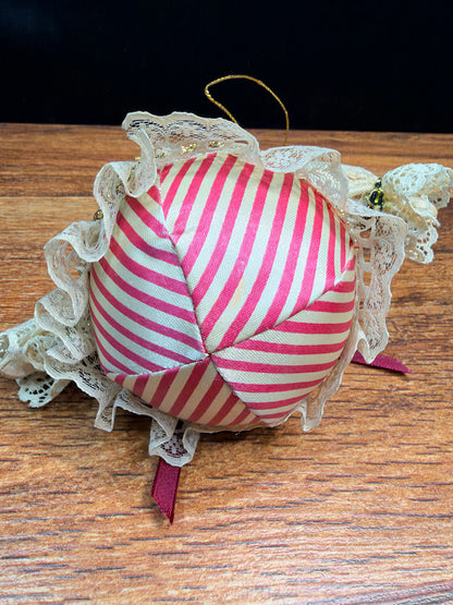 Wayne Kleski "Katherine's Collection" Mouse Ornament
